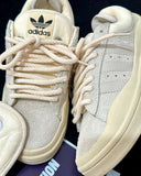 campus 00s X Bad Bunny bege