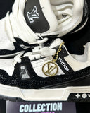 Trainer cravejado preto branco