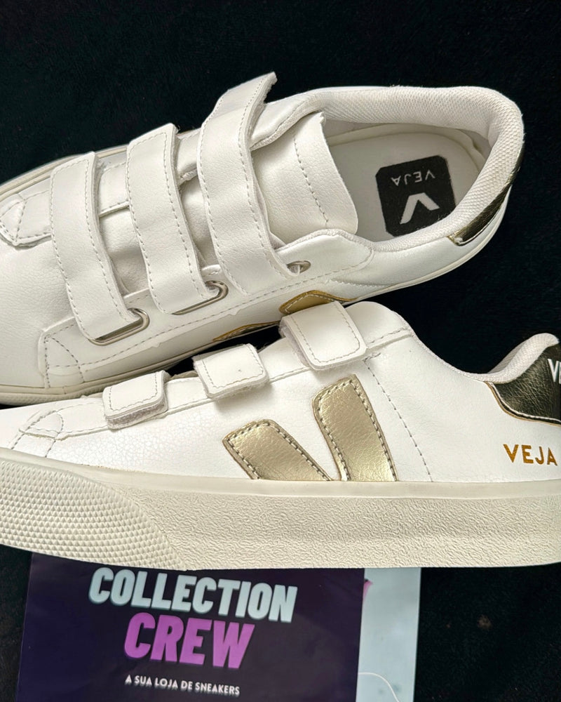 Vert Velcro dourado