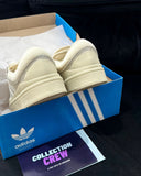 campus 00s X Bad Bunny bege