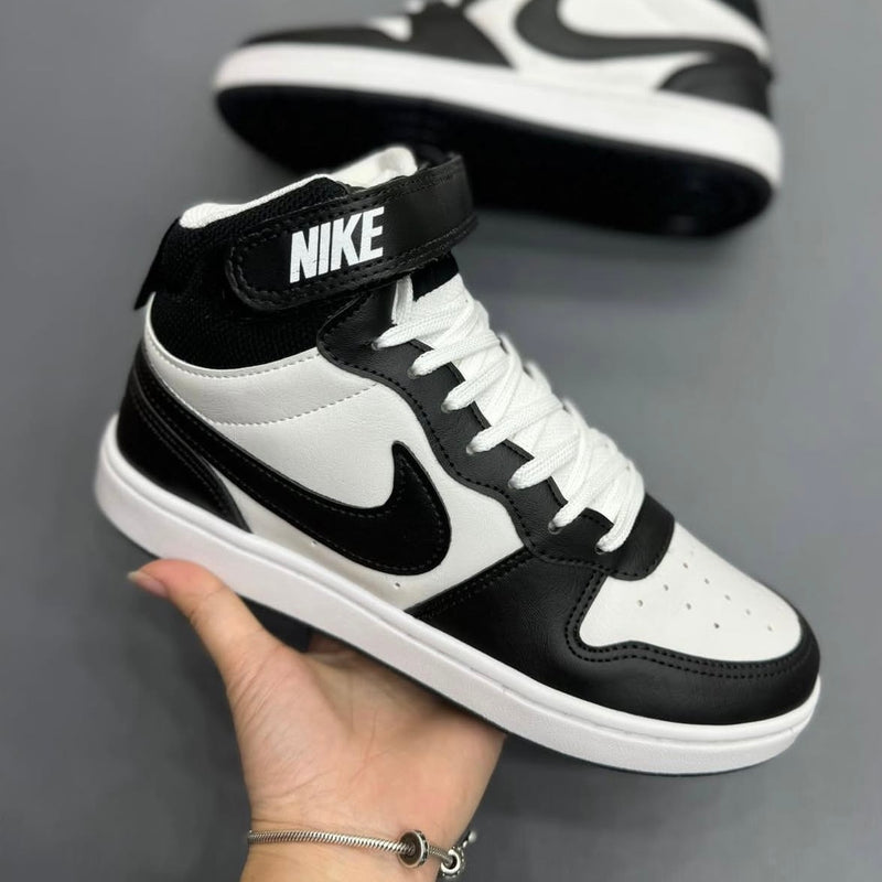 Modelo Ni acad branco