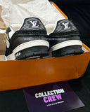 Trainer cravejado preto branco