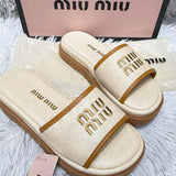 Chinelo Mi resort caramelo