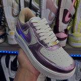 Modelo metálico roxo