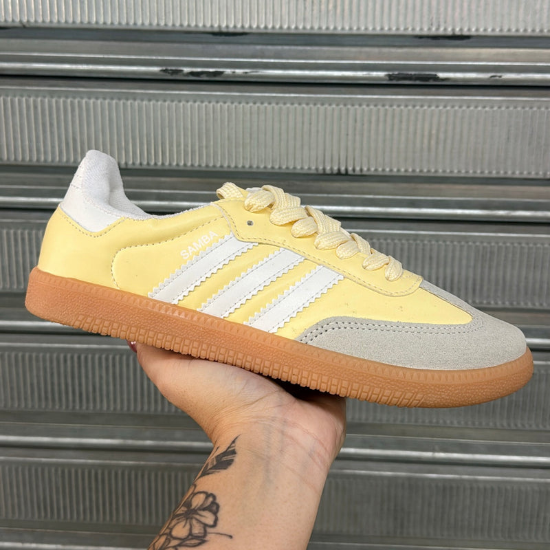 Modelo samba amarelo