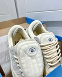 campus 00s X Bad Bunny bege