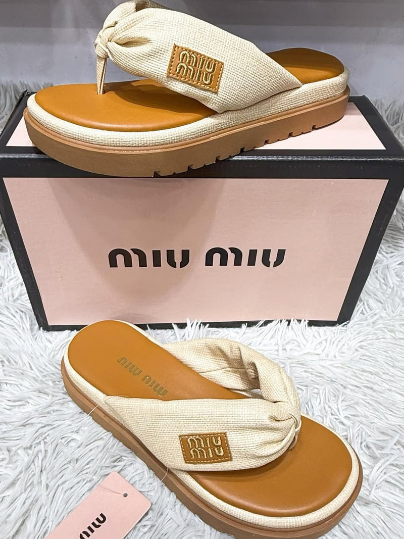 Chinelo Mi veraneio caramelo