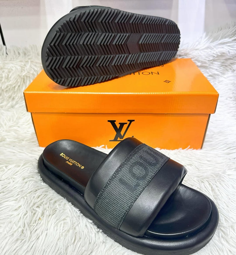 Chinelo Lo pris preto