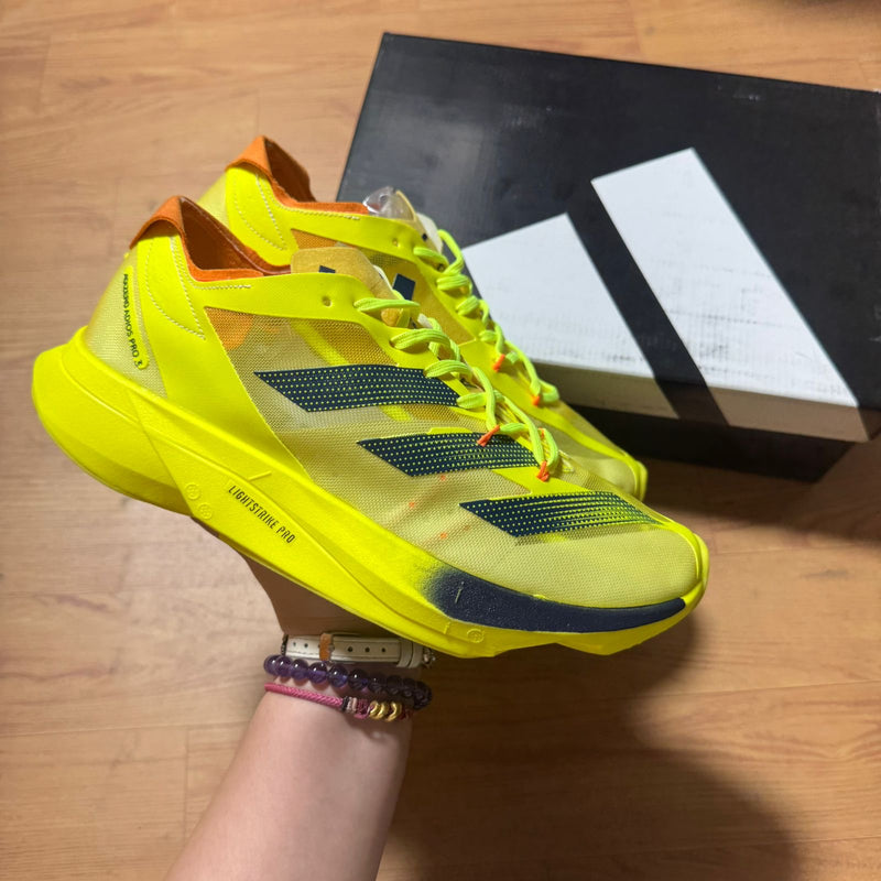 Ad running lost amarelo