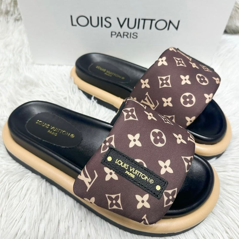 Chinelo Lo retrô preto