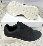 Modelo Gu menager preto/creme