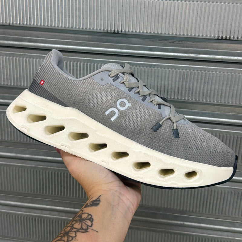 Modelo Driff low cinza