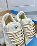 campus 00s X Bad Bunny bege