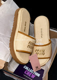 Chinelo Mi resort caramelo