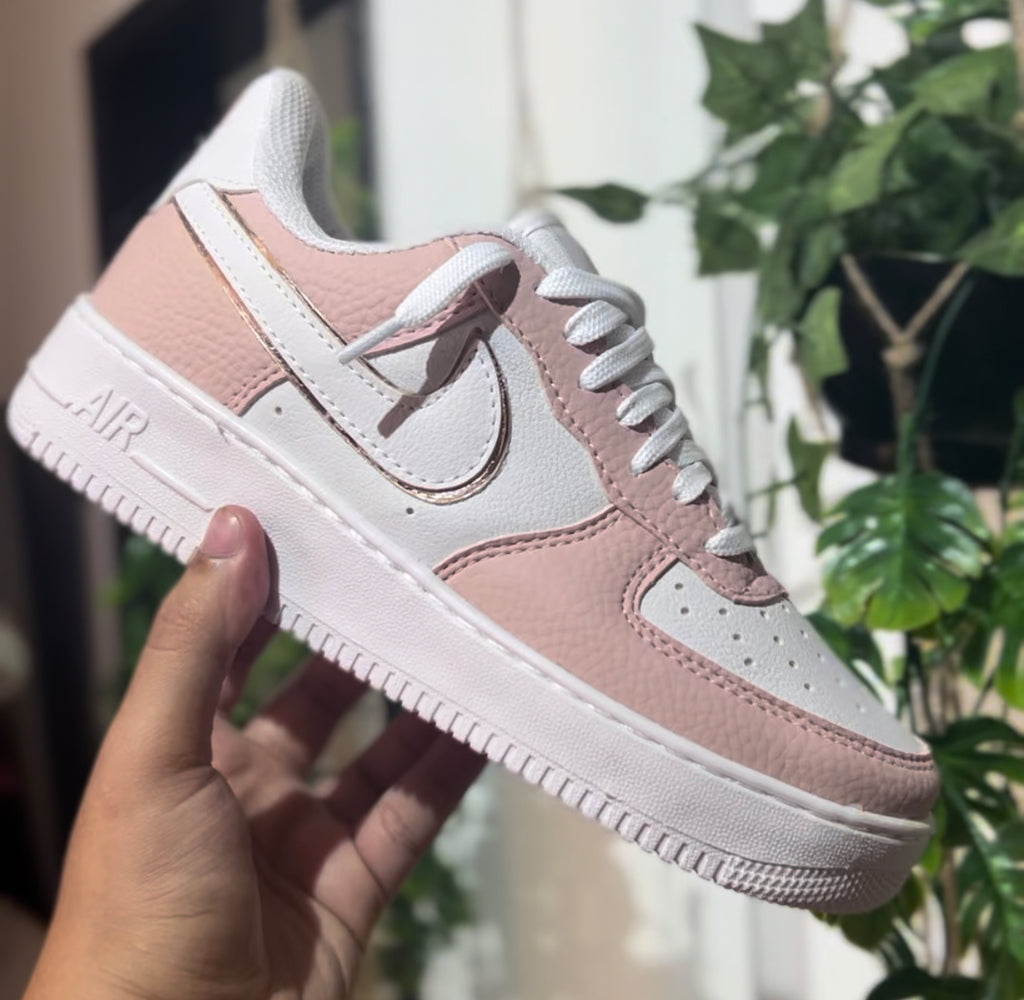 Baby pink tick air best sale force 1